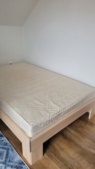 Predam postel š. 120 cm