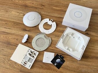Ubiquiti UniFi U6 Pro TOP