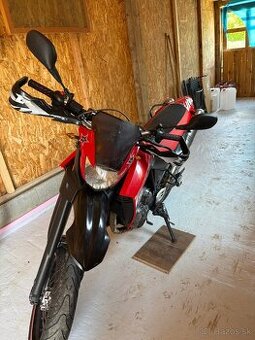 Predám Yamaha xt660x 2005