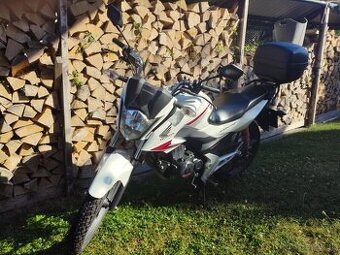 Honda CB125F