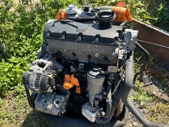 Kompletny motor 1.9 tdi 77kw