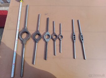 , Vratidlo, Hroty, Noze