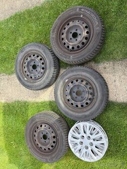 Pneumatiky Hankook R15