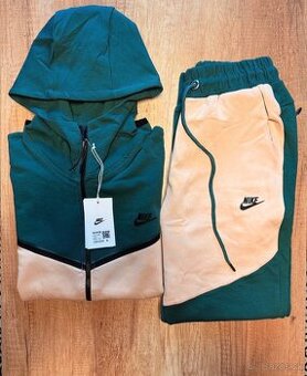 Nike Tech Fleece Green