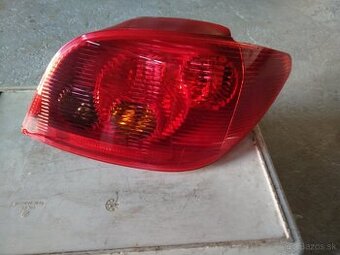 Predám nové Svetlo Peugeot 307