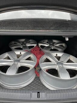 Alu disky 5x112 R17 57,1mm