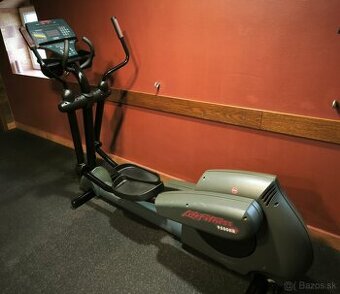Life fitness eliptický trenažér