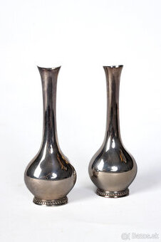 2 postriebrené vázičky značky Keltum