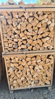 Palivové drevo buk na palete