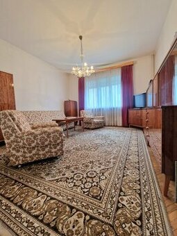 Priestranný rodinný dom v tichej časti - Bošany