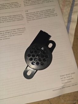 Bzuciak parkovacieho asistenta vw touareg