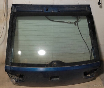 Zadne piate dvere - seat leon 1