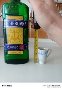 Kúpim becherovka štamperlíky