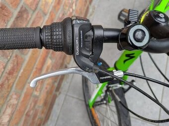 Specialized Hotrock 20", zelený detský bicykel, 6 rýchlostí