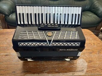 Akordeón Royal Standard Campania - 120 basov, TOP stav