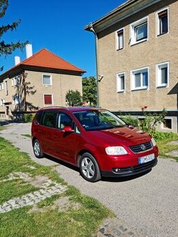 Volkswagen touran 2.0 tdi 103kw dsg