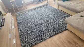 Koberec 200x290 cm
