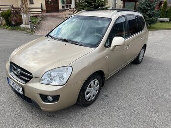 Predám KIA Carens III 2.0 CRDi - 7.miestne + 17" ALU sada