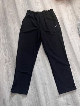 Nike šušťakové nohavice