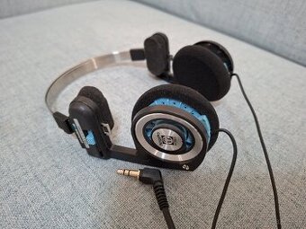 Koss porta pro