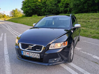 PREDÁM VOLVO V50 R-DESIGN 2.0D 100KW NAJAZDENÉ 172TISÍC KM