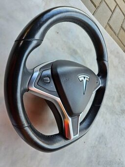 Predám originálny volant Tesla Model S / X s airbagom a vyhr