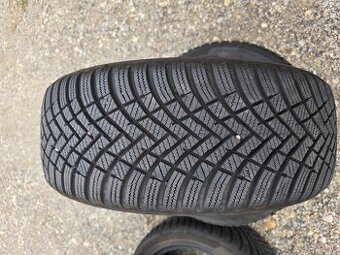 Predam zimne gumy Hankook 205/50R17 rocnik 2023
