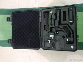 ZHIYUN Crane Plus