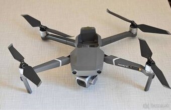 DJI Mavic 2 Pro Fly More Combo – dron v super stave