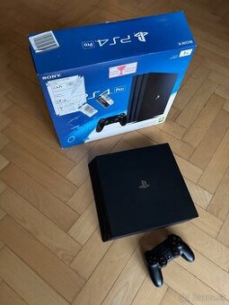 Playstation 4 Pro (1TB)