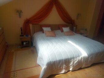 Drevená spálňa dub