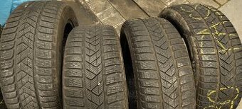 Zimné Pirelli SottoZero 3 Winter 215/55/17 94H - 1