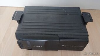 Predám 10 CD menič Sony CDX-605 - 1