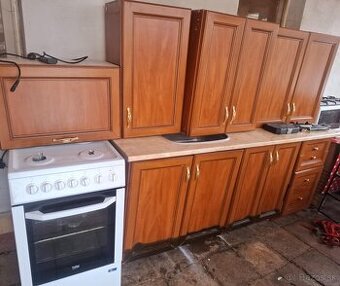 Kuchynská linka+plynový sporak Elekt