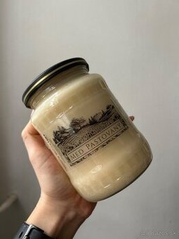 Med kvetový pastovaný