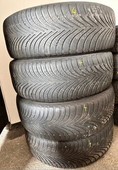 Michelin Alpin 5 205/50 R17