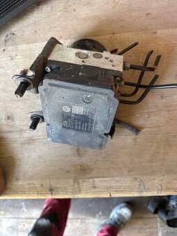 Pumpa ABS škoda octavia 2