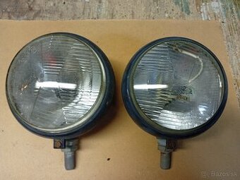 Predné svetlá na traktor