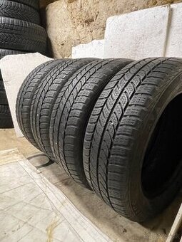 Continental 215/60 R17C zimné