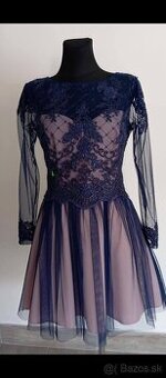 Dámske spoločenské šaty S