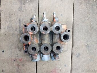 Hydraulický rozvádzač Hara 60