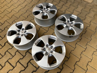 ALU disky 5x114.3 R17 Toyota RAV4 - nepoužité