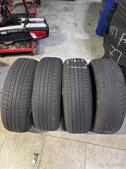 Predám 4ks pneu 235/65 R18 CONTINETAL WinterContact TS 870