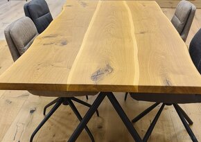 XXL Exkluzívny masívny drvený stôl 240x100cm