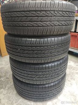 215/60r17 celoročné