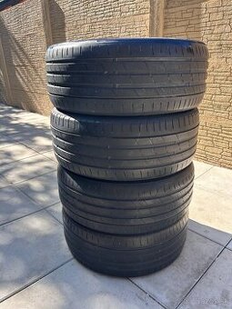 245/40 R20