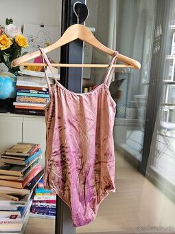 LITTLE stories (hand made) Body / nenosené