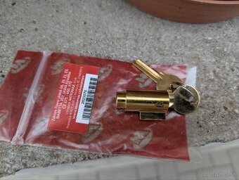 zámok babetta 207 , jawa pionier05 , 20 , 21 , 23
