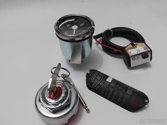 Jawa pionier : Tachometer, Štítok BABETTA VIPÍNAČ,SPÍNAČKA