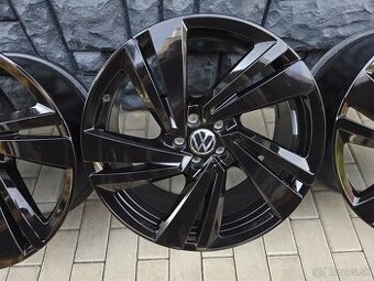 5x112 R20 VW Nevada Touareg Rline Cr7